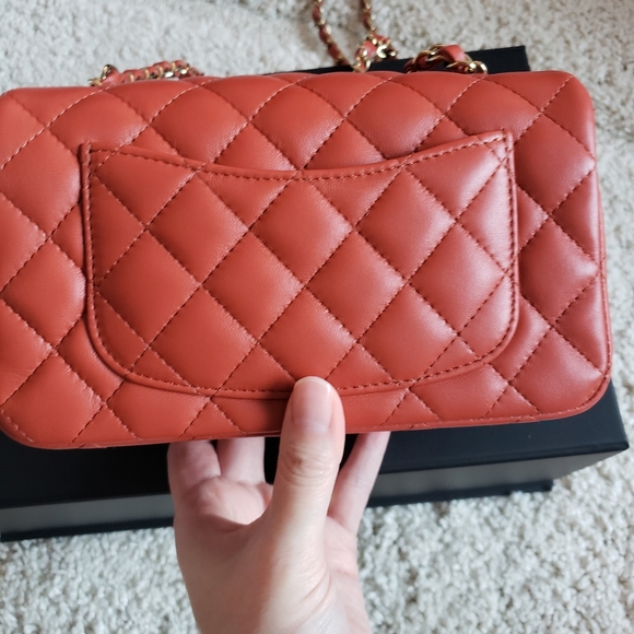 CHANEL 21k Brown, Mini rectangle, Light gold hardware, Lambskin - Picture 8 of 15